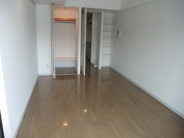 リビング・居室(★洋室８帖★)