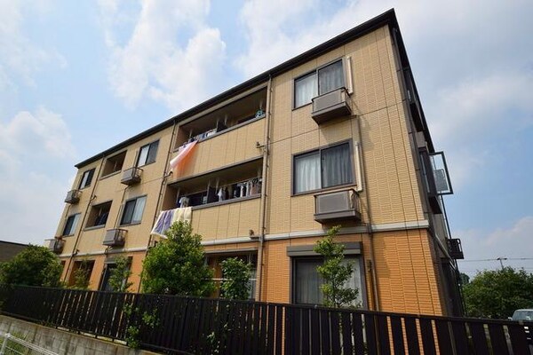 外観(★南向きで日当たり良好です★)