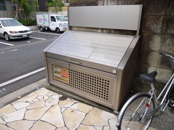 共有部分(敷地内ゴミ置場)