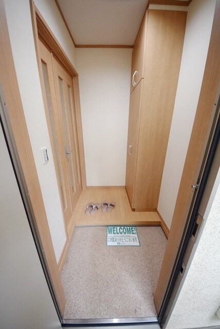 物件内観写真10　(★玄関スペースは結構広いんです★)