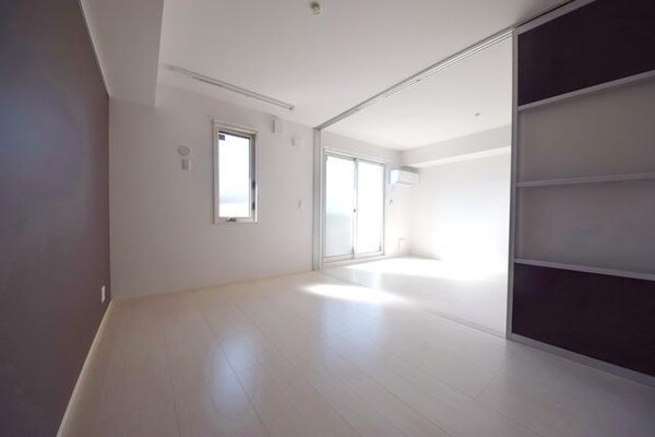 その他(★６帖の洋室です★)