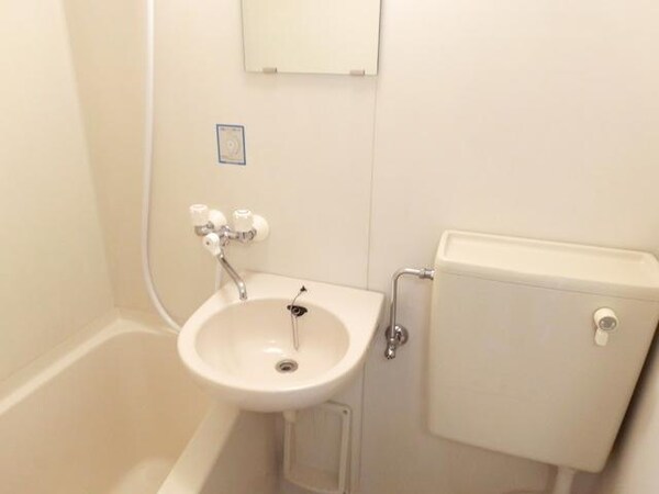 洗面(★お手入れ簡単３点式ユニットタイプの洗面台です★)