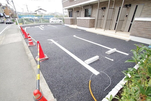 駐車場(★お部屋探しはタウンハウジング稲田堤店まで★)