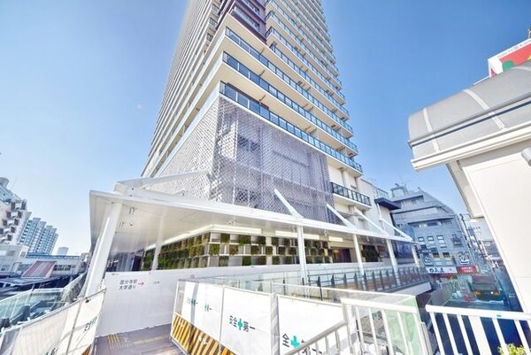 エントランス(★イースト・渡り廊下★)