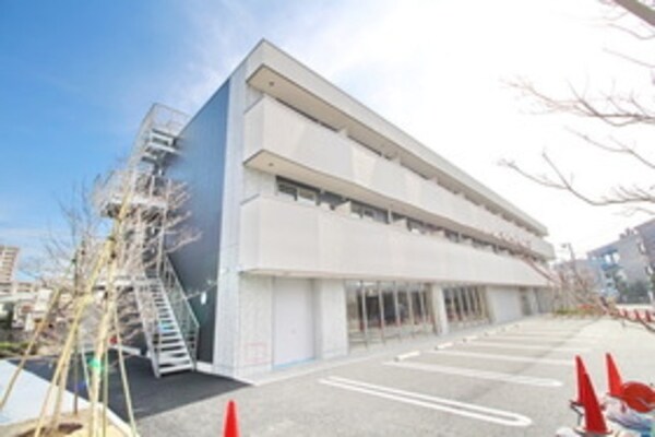 駐車場(★お部屋探しはタウンハウジング稲田堤店まで★)