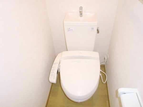 トイレ(★ウォシュレット付のトイレです★)