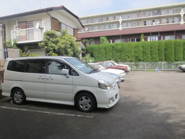 駐車場(★駐車場★)