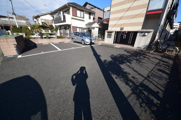 駐車場(★敷地内駐車場　空き要確認★★)