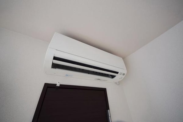 設備(★夏・冬にも快適なエアコンになります★)