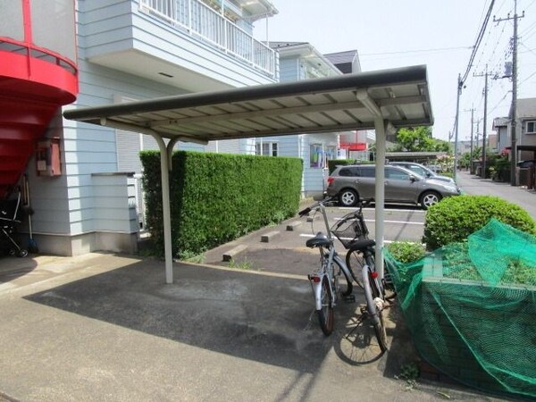 共有部分(～屋根付きで雨から愛車を守れます～)