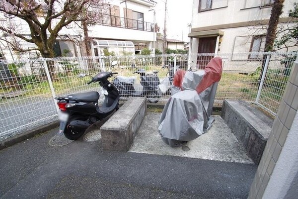 駐車場(★バイク置き場★)