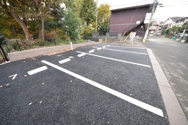 駐車場(駐車場)