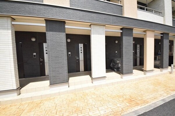 エントランス(★お部屋探しは株式会社タウンハウジング東京まで★)