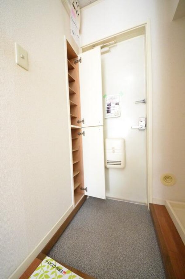 設備(♪トールタイプでシューズＢＯＸ♪)