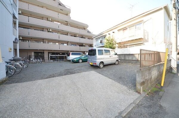駐車場(外観・共用部分)