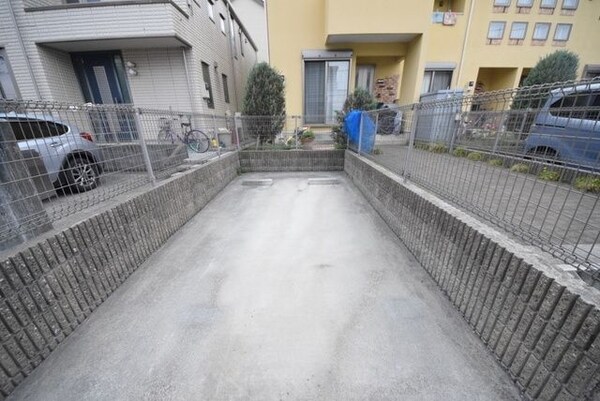 駐車場(★お部屋探しは株式会社タウンハウジング東京まで★)
