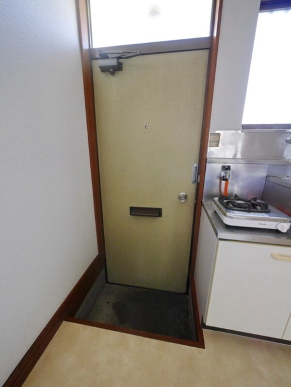 玄関(★お部屋探しは株式会社タウンハウジング東京まで★)