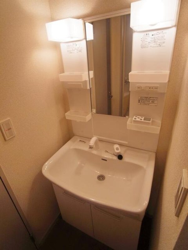 洗面(★お部屋探しは株式会社タウンハウジング東京まで★)