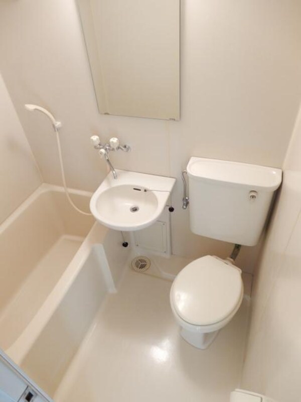 バス／シャワールーム等(★お部屋探しは株式会社タウンハウジング東京まで★)