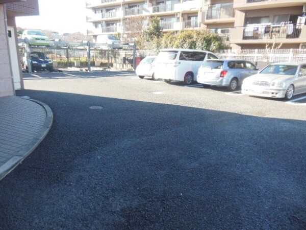 駐車場(★敷地内あれば便利ですよね！★)