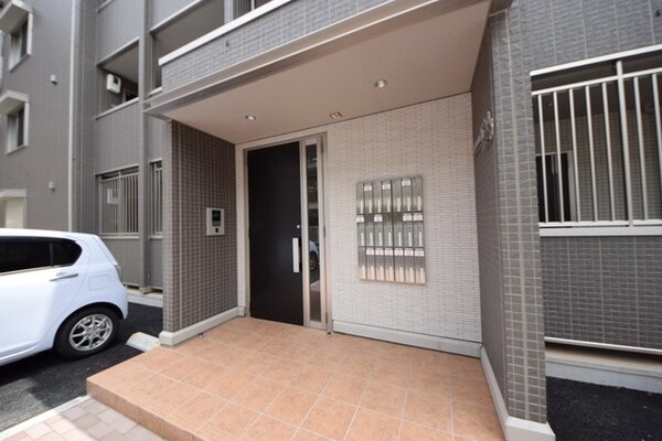 エントランス(★お部屋探しは株式会社タウンハウジング東京まで★)