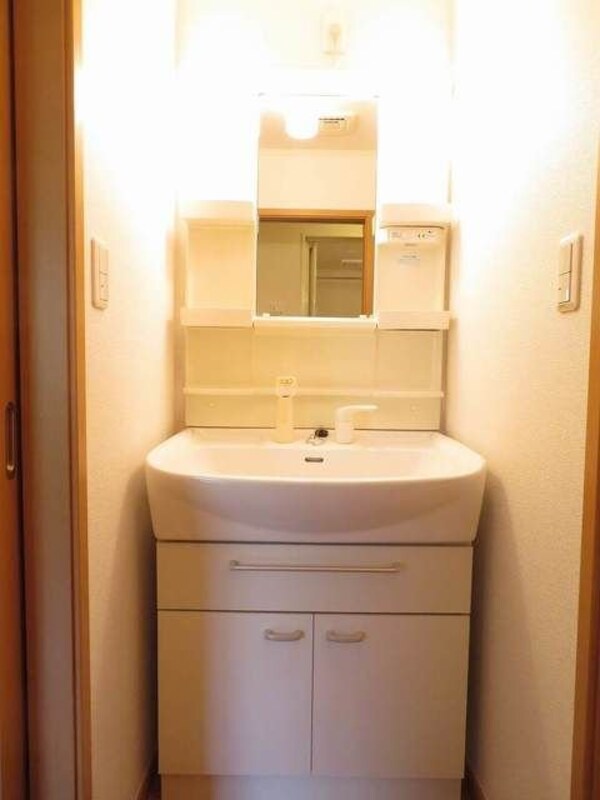 洗面(★お部屋探しは株式会社タウンハウジング東京まで★)