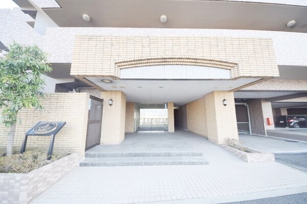 エントランス(★お部屋探しは株式会社タウンハウジング東京まで★)