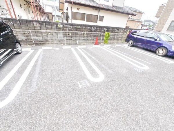 駐車場(★タウンハウジングまでお問い合わせください★)
