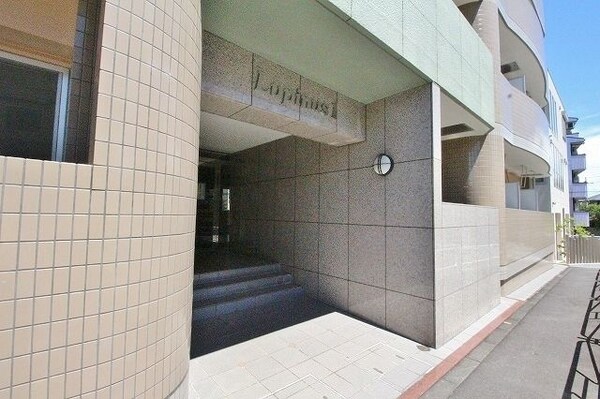 エントランス(★お部屋探しは株式会社タウンハウジング東京まで★)