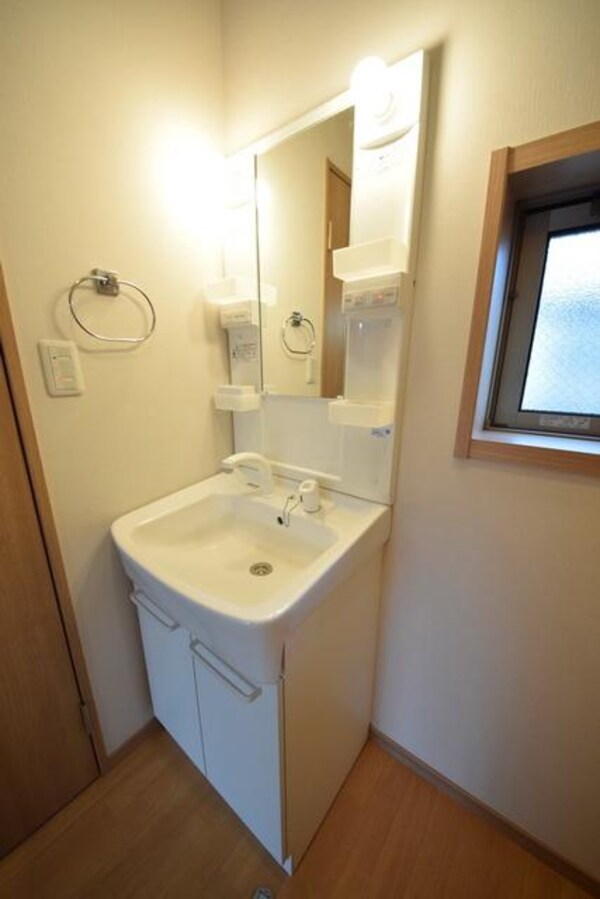 洗面(★お部屋探しは株式会社タウンハウジング東京まで★)