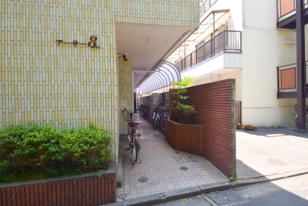 エントランス(★お問い合わせはタウンハウジング聖蹟桜ヶ丘店まで★)