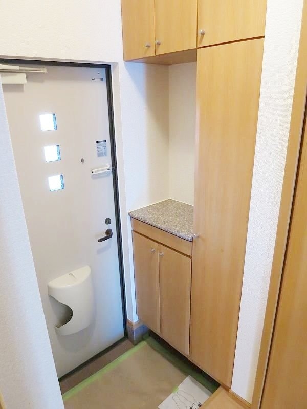 玄関(★お部屋探しは株式会社タウンハウジング東京まで★)