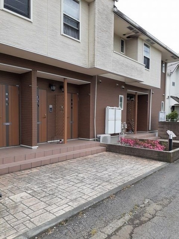 エントランス(★お部屋探しは株式会社タウンハウジング東京まで★)