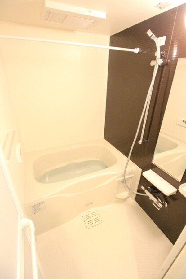バス／シャワールーム等(★お部屋探しは株式会社タウンハウジング東京まで★)
