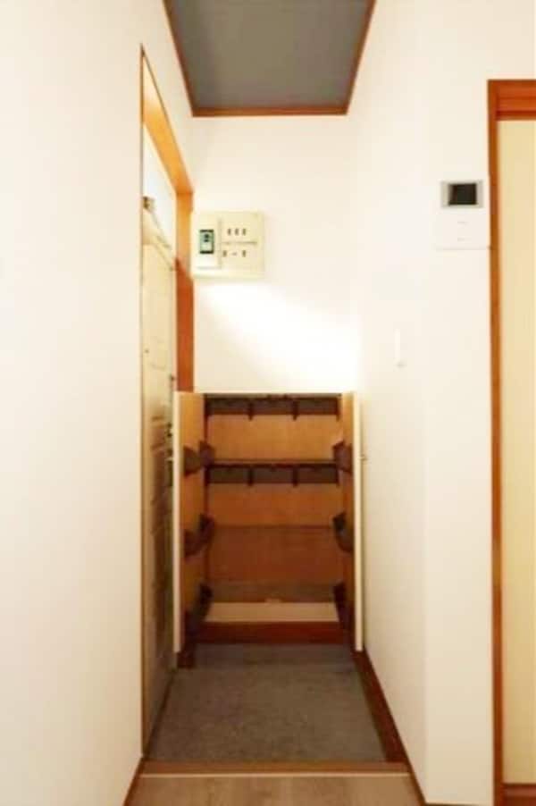玄関(★お部屋探しは株式会社タウンハウジング東京まで★)