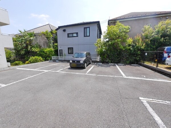 駐車場(★お部屋探しは、タウンハウジング多摩センター店へ★)