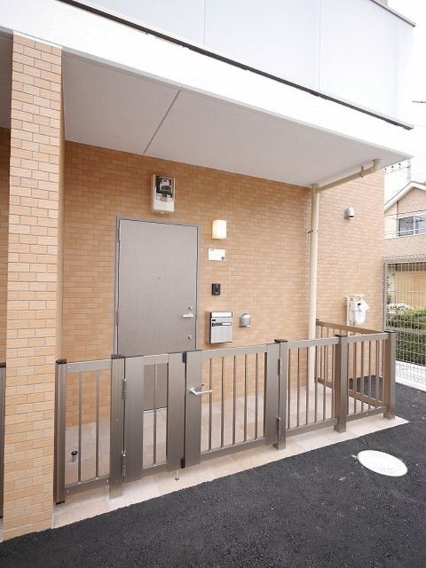 玄関(★お問い合わせはタウンハウジング聖蹟桜ヶ丘店まで★)