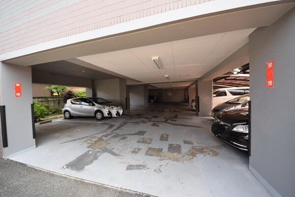 駐車場(★お問い合わせはタウンハウジングまで★)