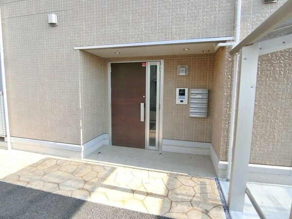 エントランス(★お部屋探しは株式会社タウンハウジング東京まで★)
