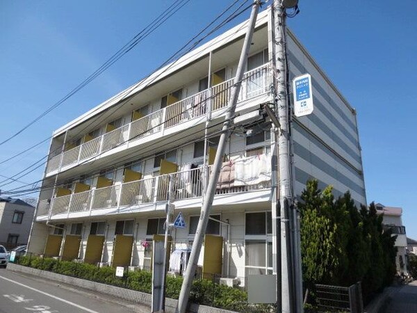 外観(★駅が近くてしっかり南向きってありがたいですよね★)