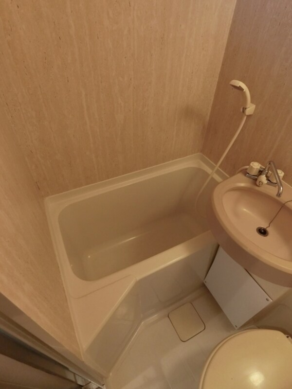 バス／シャワールーム等(★お部屋探しは株式会社タウンハウジング東京まで★)