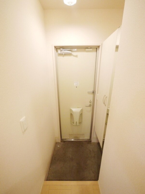 玄関(★お部屋探しは株式会社タウンハウジング東京まで★)