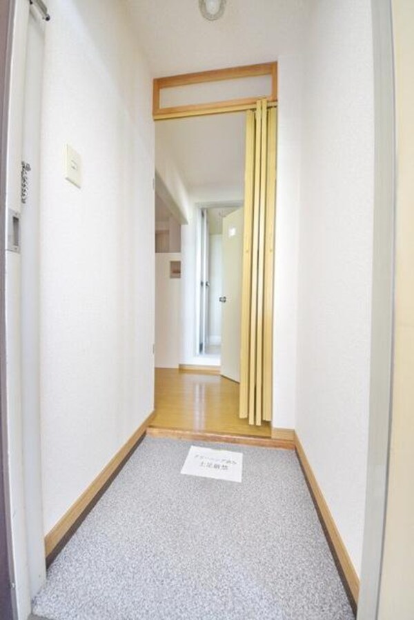玄関(★お部屋探しは株式会社タウンハウジング東京まで★)