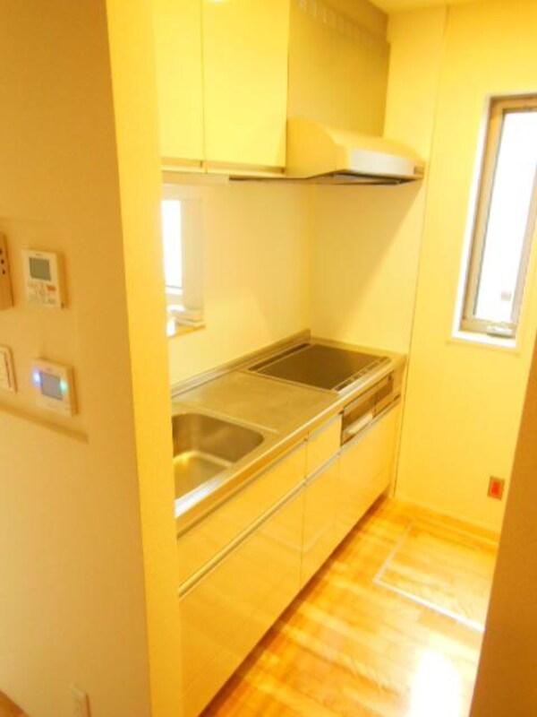 キッチン(★お部屋探しは株式会社タウンハウジング東京まで★)