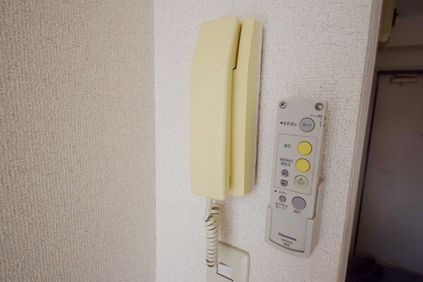 設備(★安心のインターホン付です★)