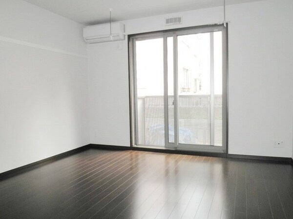 その他室内・内装(★お部屋は８．３帖で南向きですよ★)