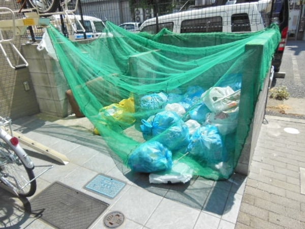 共有部分(敷地内ゴミ置き場)