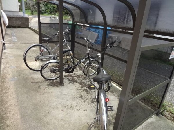駐車場(☆屋根付き駐輪場☆)
