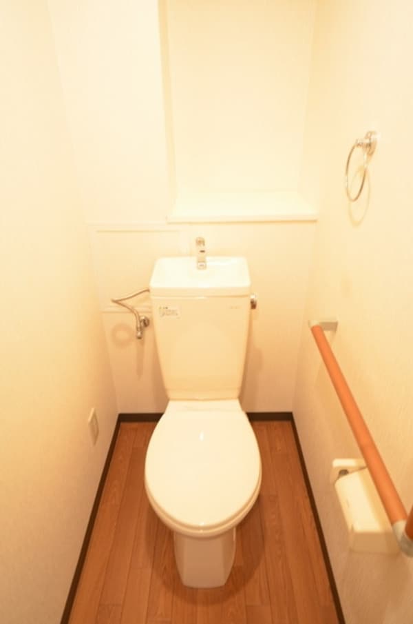 トイレ(♪トイレも大切な空間です♪)
