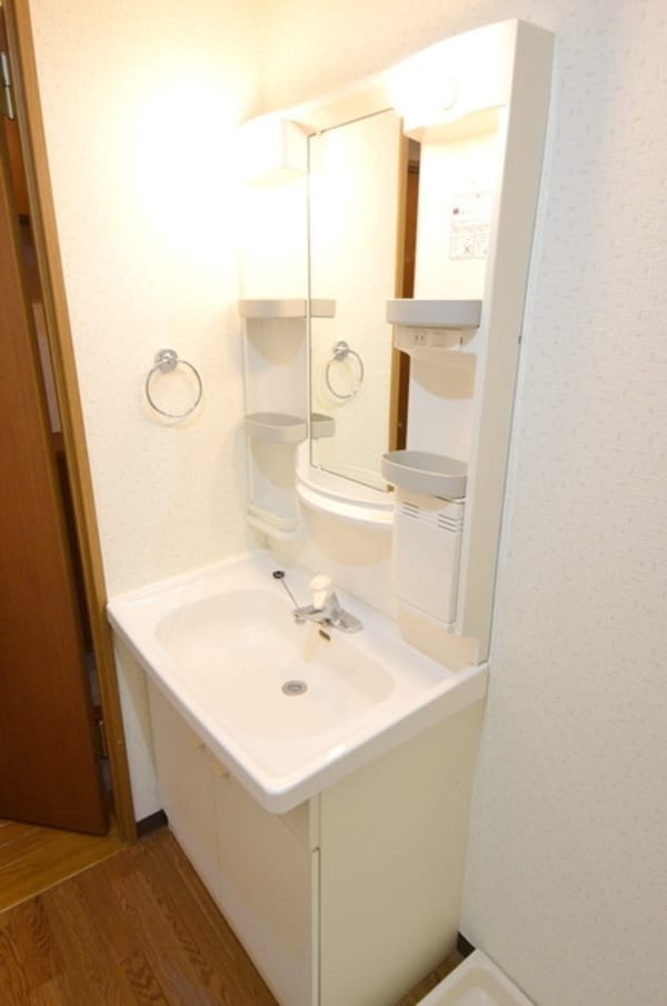 洗面(♪朝・晩の強い味方、独立洗面台♪)